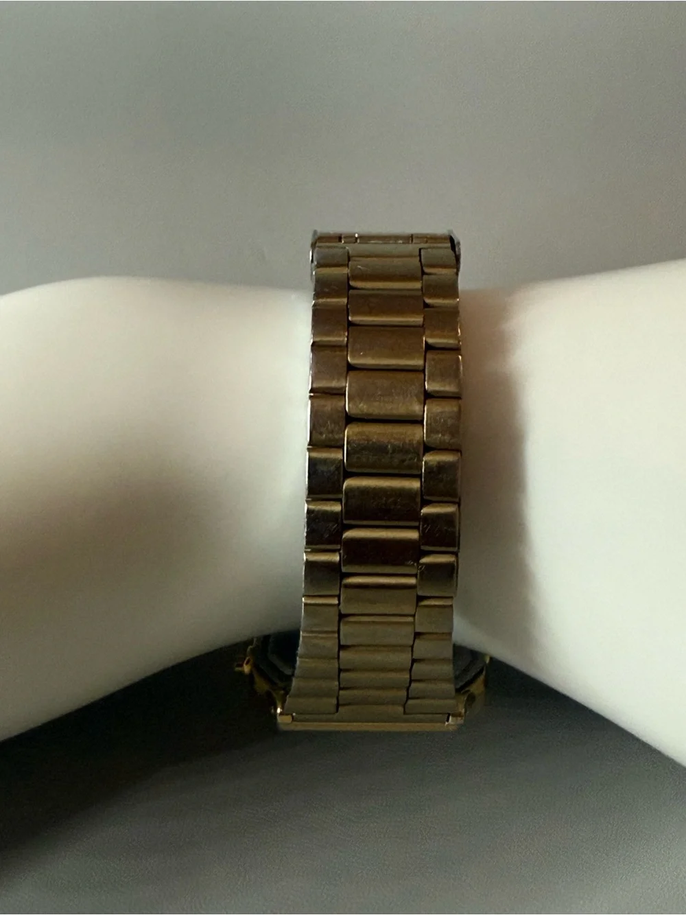 Casio Vintage AQ-230GA-9D Analog Digital Gold Tone Quartz Watch
